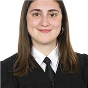 Graduada en Biologia Ambiental, apta para todas las edades.